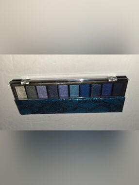 Hard Candy Top Ten Eyeshadow Feelin Blue Palette #527 New Sealed
